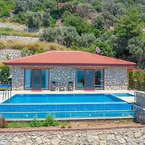  Villa Ahenk